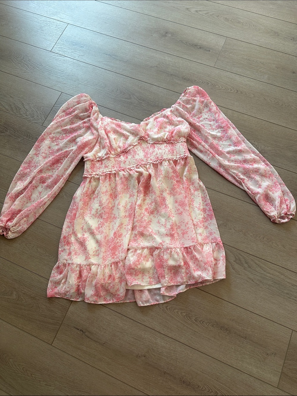 Arula Floral printed Dress pink white and gold long sheer sleeves size 1X NWOT
